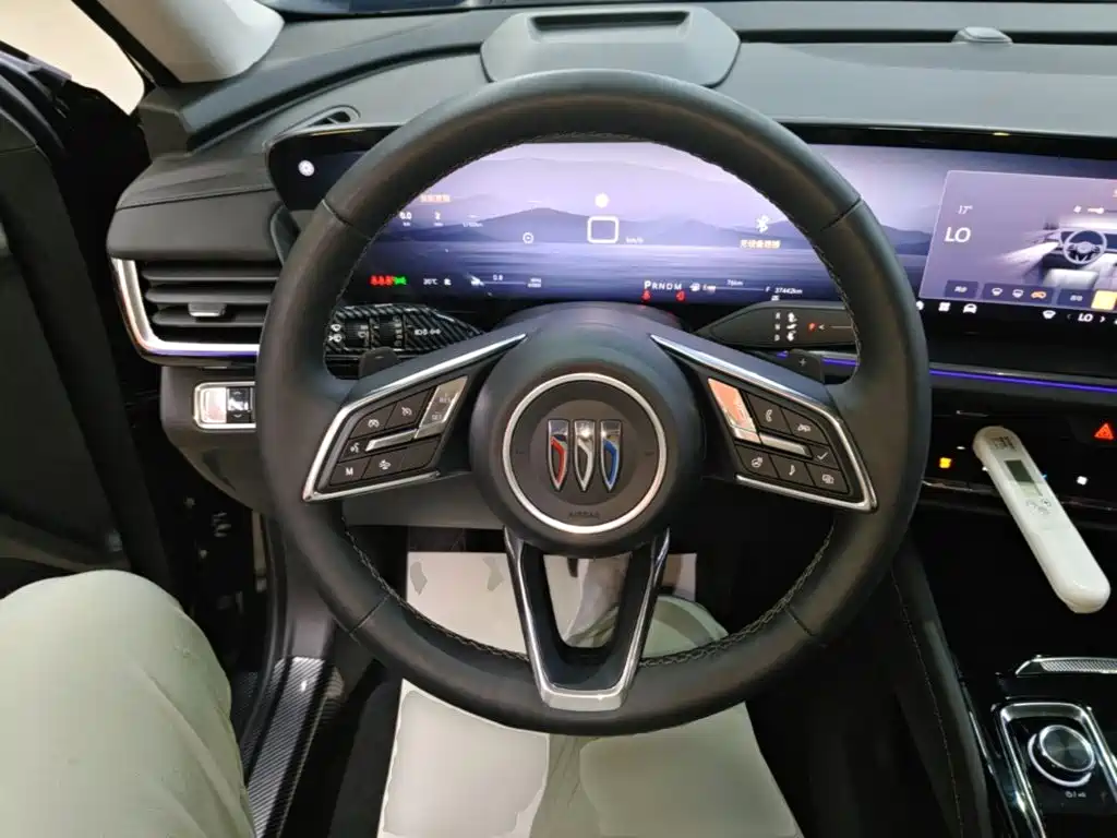 Buick Envision Plus — миниатюра 11