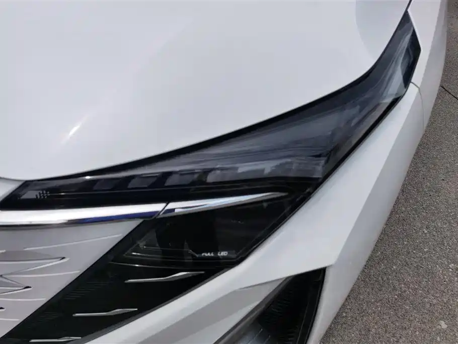 Changan Z6 2022 1.5T DCT