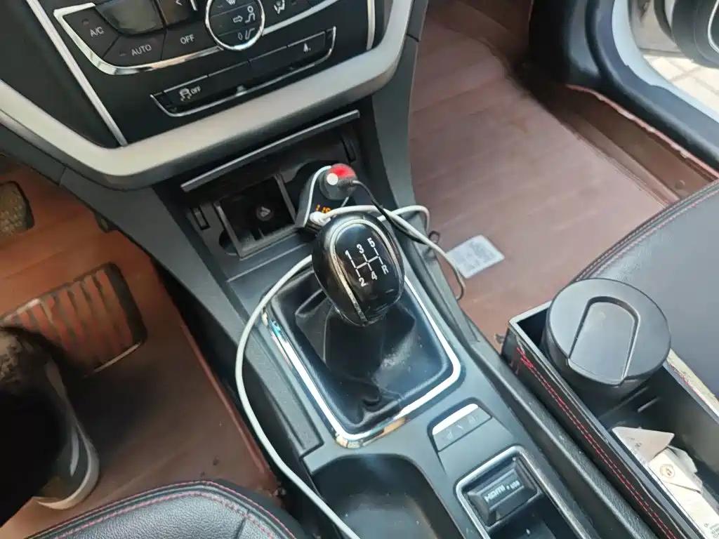 Geely Emgrand — миниатюра 15