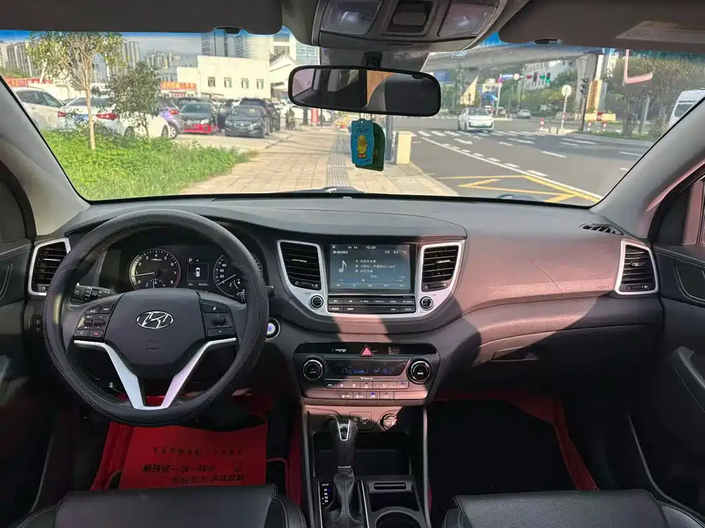 Hyundai Tucson — миниатюра 5