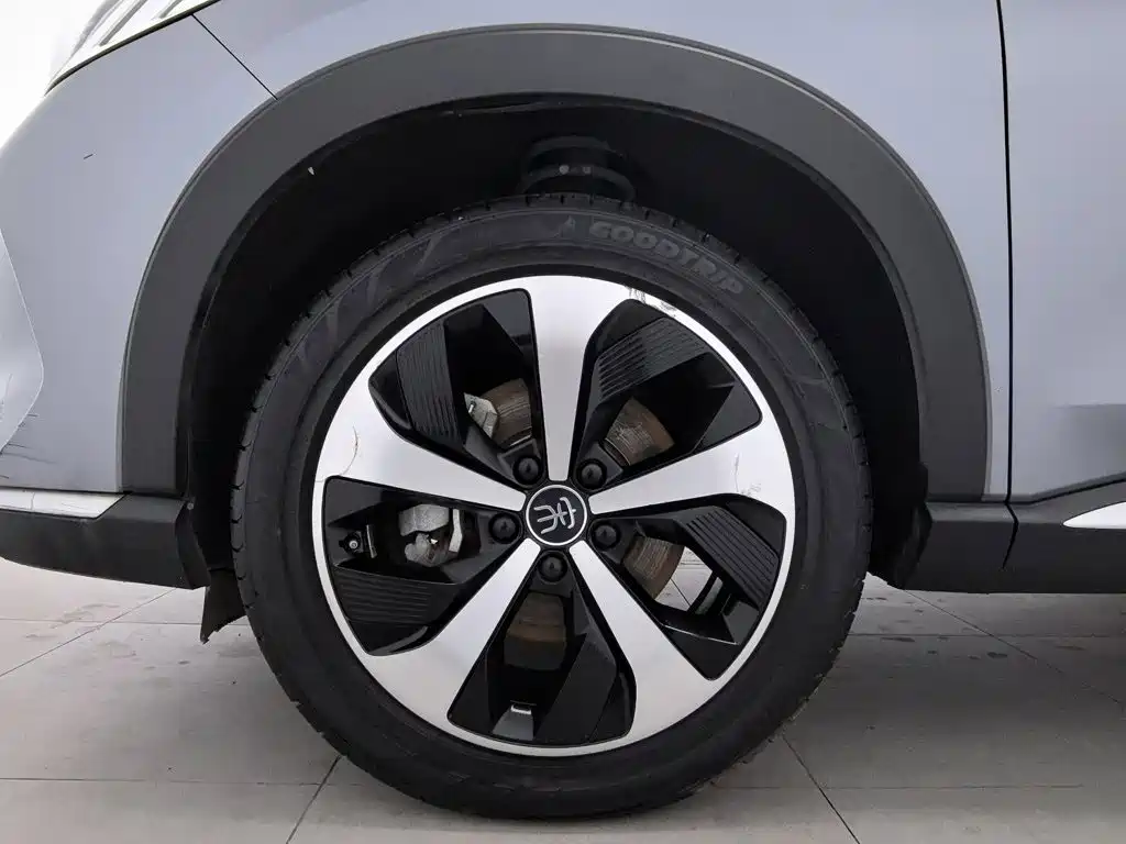 BYD PLUS New Energy — миниатюра 17