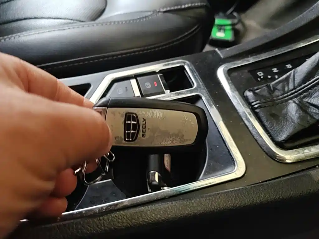 Geely Emgrand — миниатюра 9