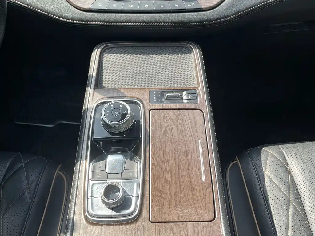 Ford Equator — миниатюра 15