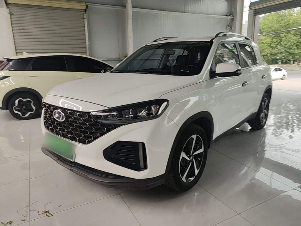 Hyundai Beijing Hyundai ix35 1.4 л 2022 г. Белый, пробег 41600 км