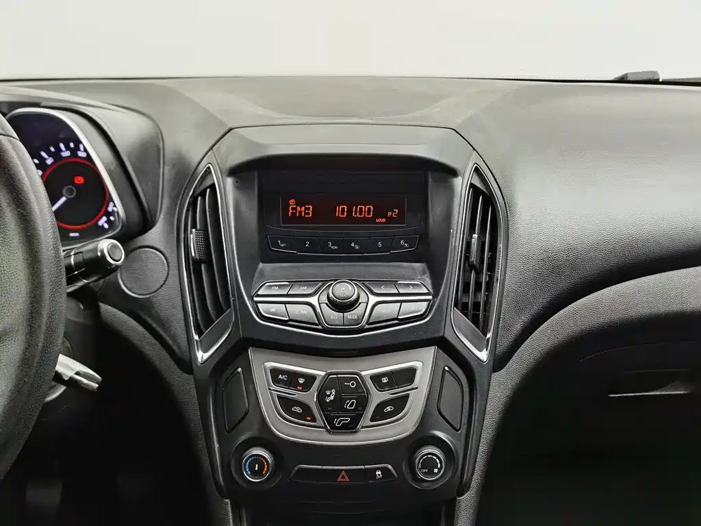 Chery Arrizo 5 — миниатюра 12
