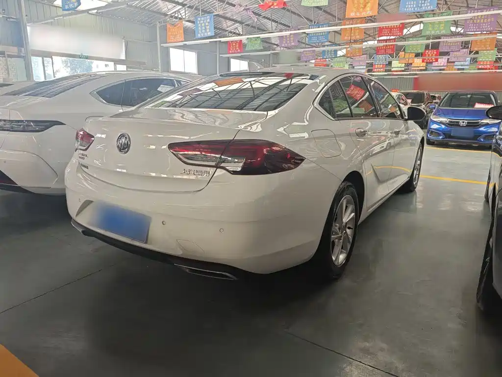 Buick Regal — миниатюра 7