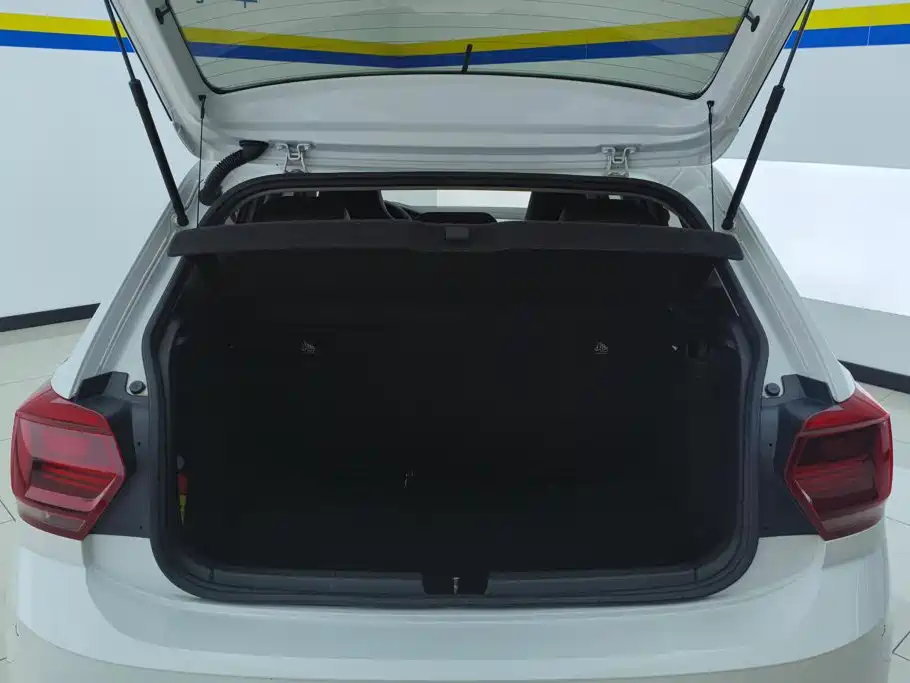 Volkswagen Polo — миниатюра 4