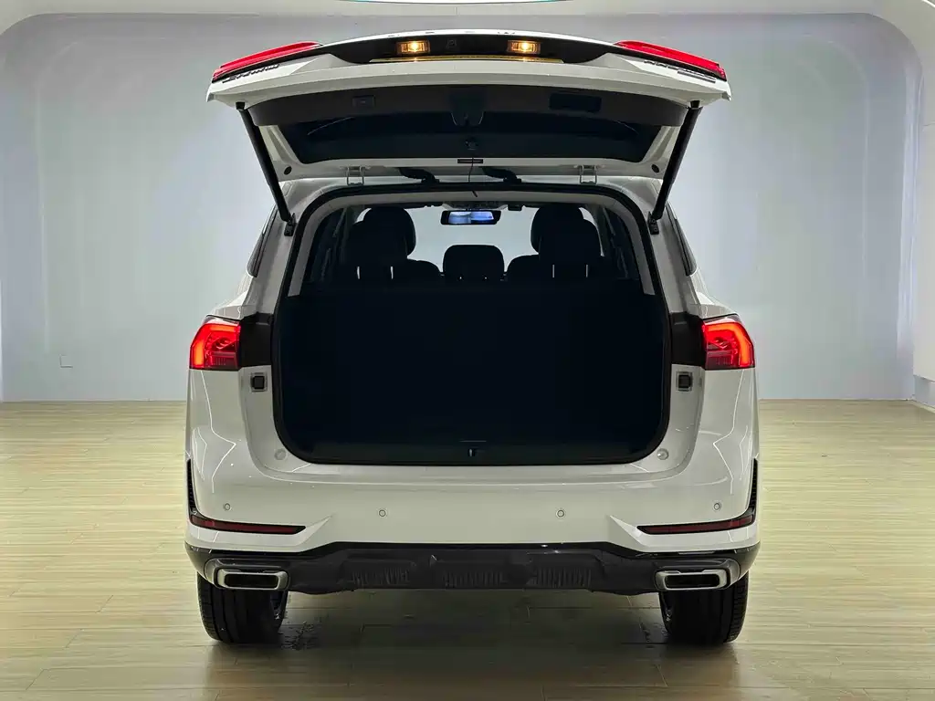 Roewe RX5 MAX — миниатюра 8