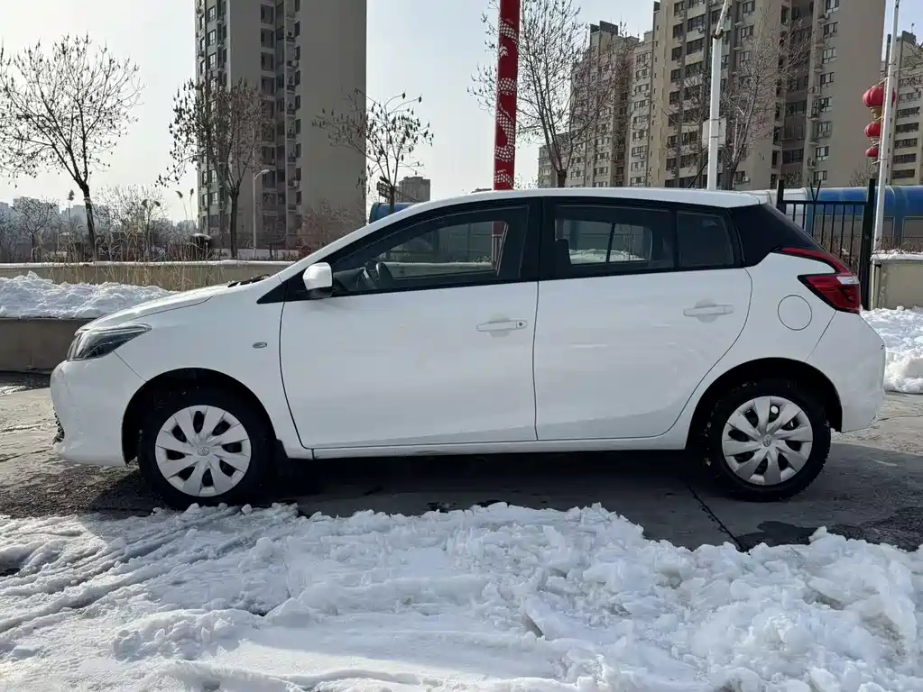 TOYOTA VIOS FS
