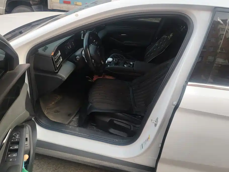 BYD Qin L — миниатюра 9