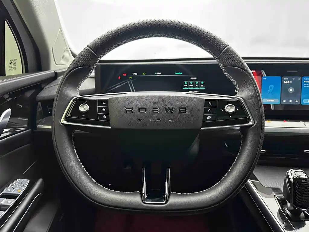 Roewe RX5 MAX — миниатюра 12