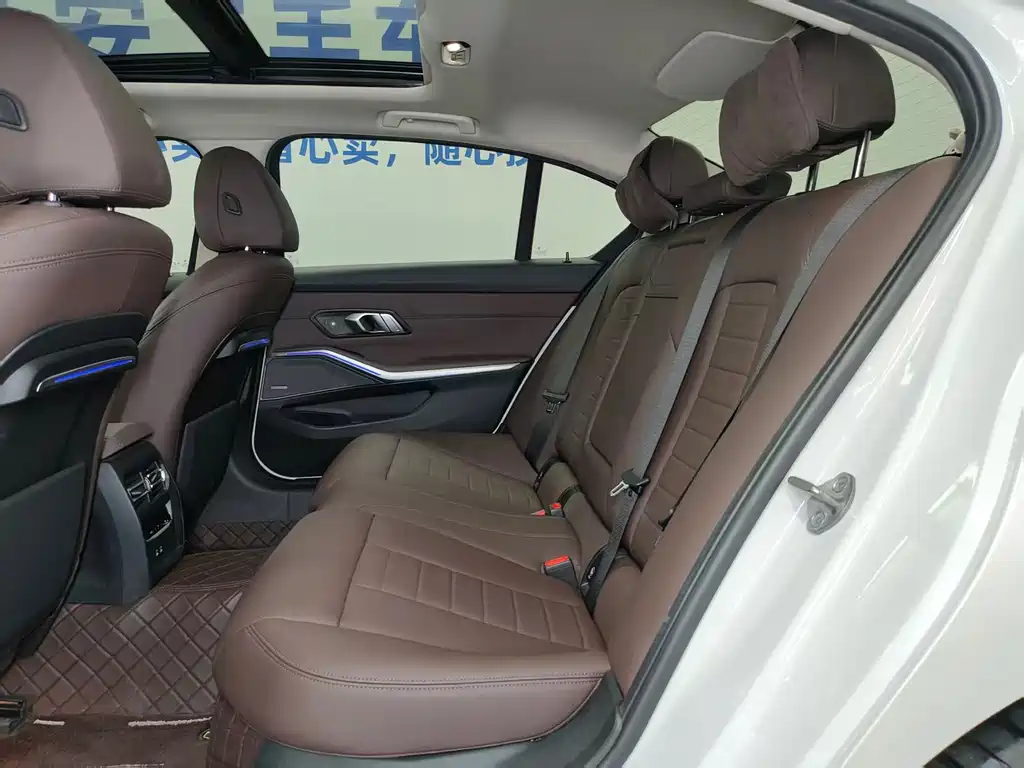 BMW 3 Series — миниатюра 10