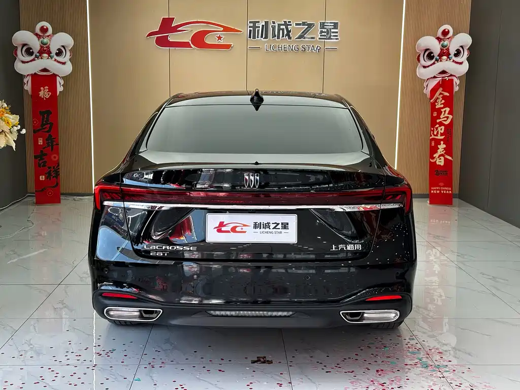 Buick LaCrosse — миниатюра 5