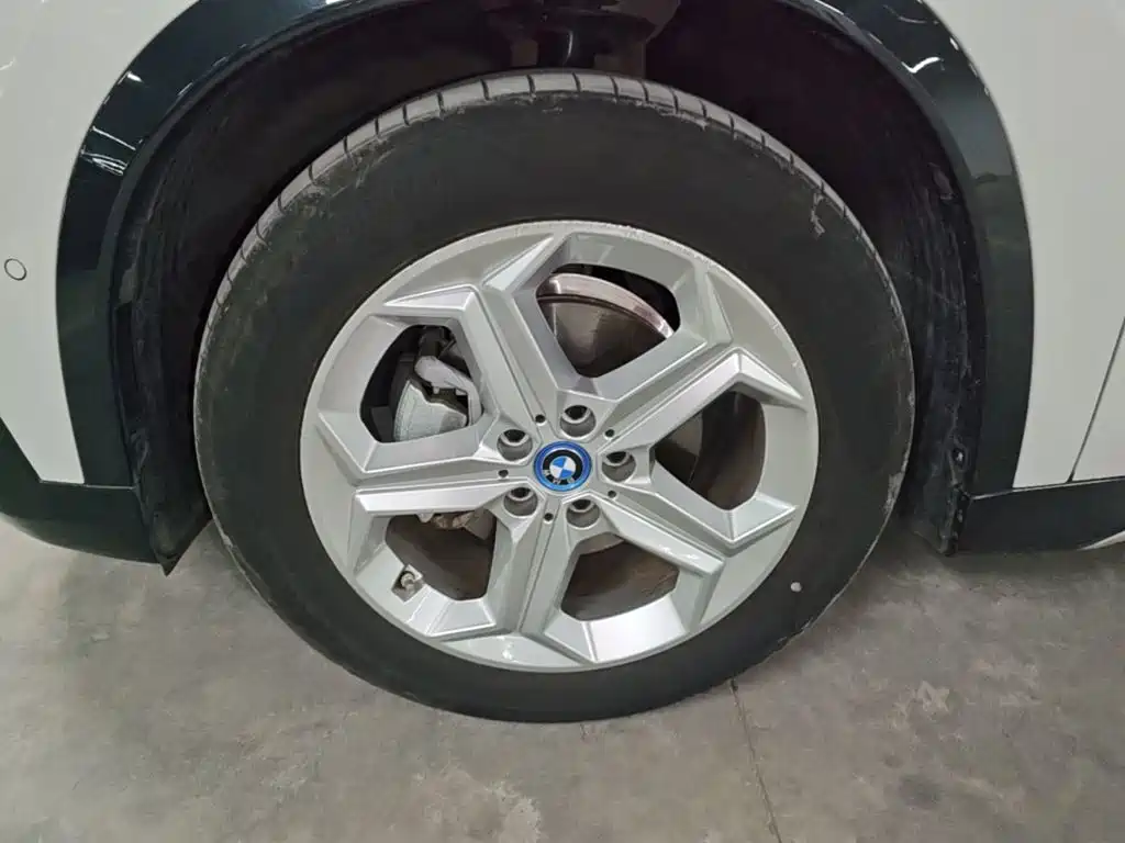 BMW iX1 — миниатюра 23