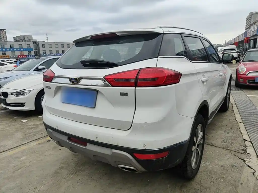 Geely Boyue — миниатюра 7