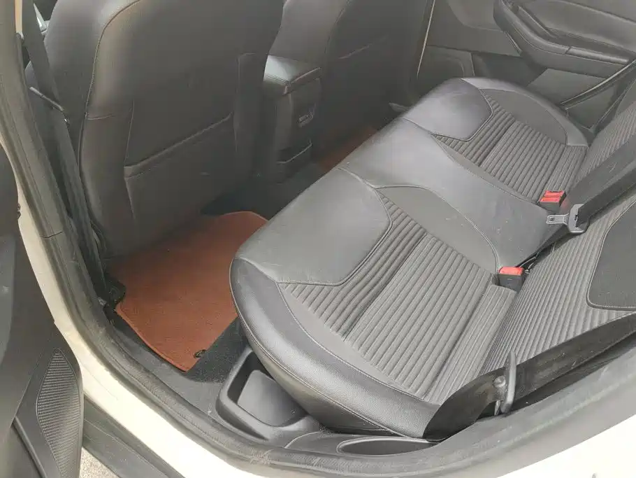 Ford Focus — миниатюра 11