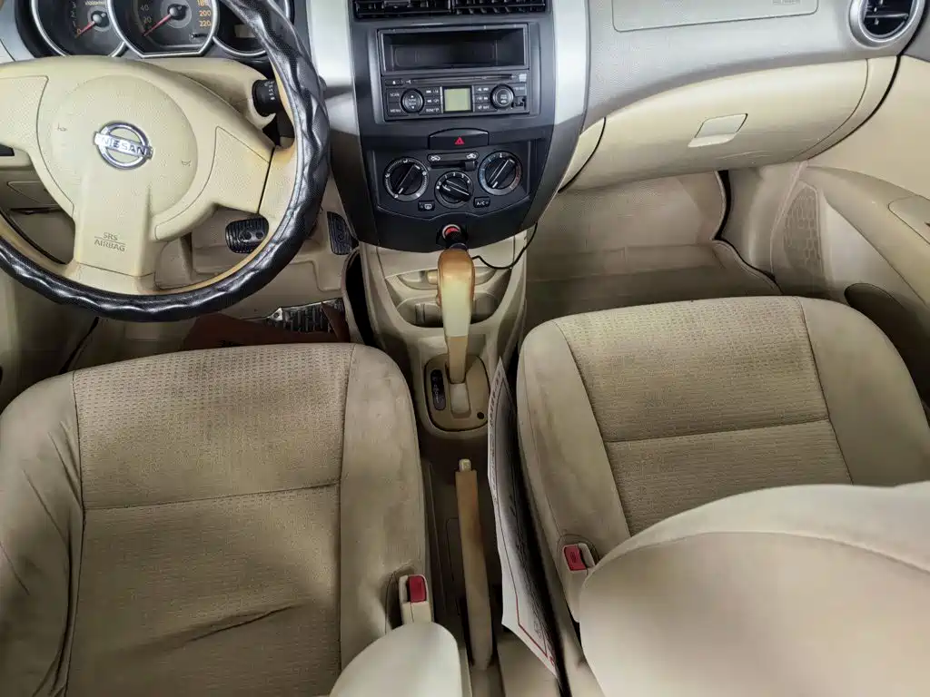 Nissan Livina — миниатюра 9