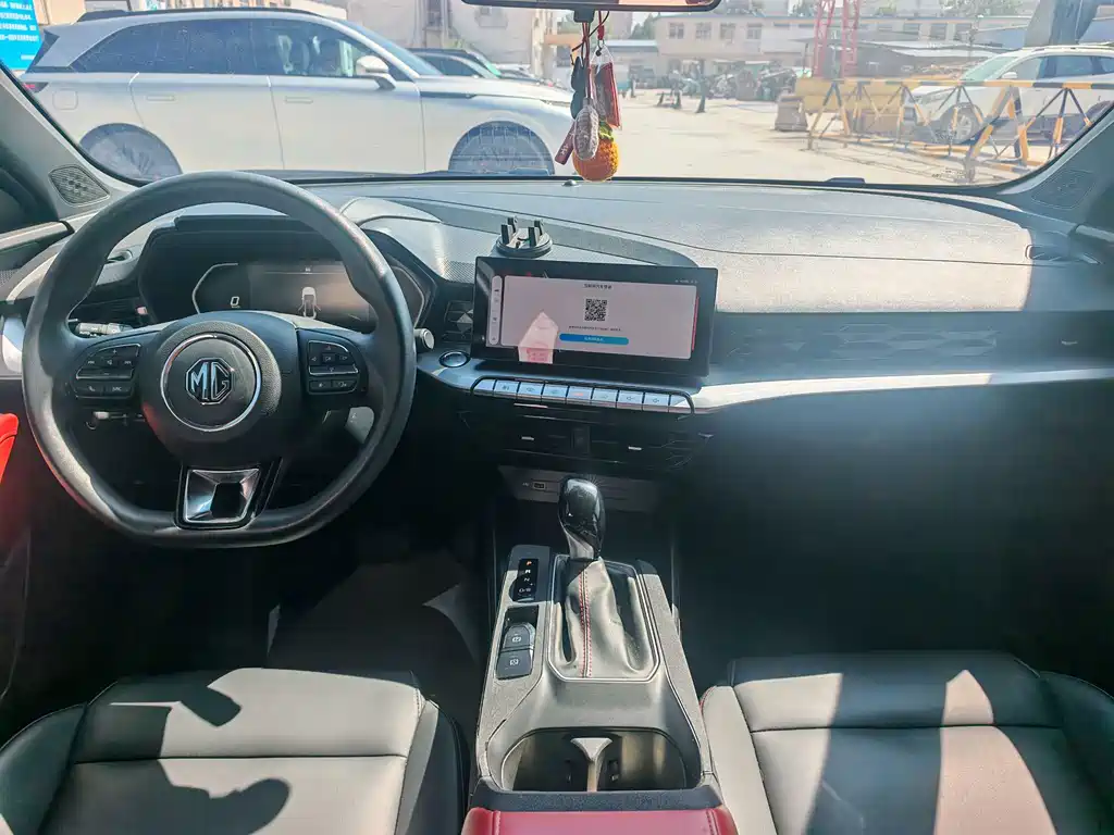 MG MG5 — миниатюра 9