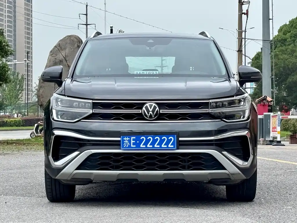 Volkswagen Tharu