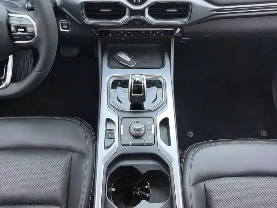 Geely Haoyue — миниатюра 16
