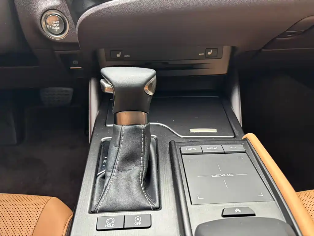 Lexus ES — миниатюра 13