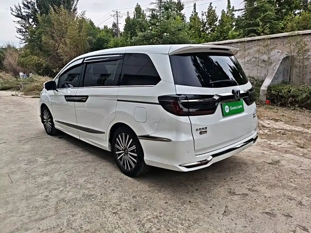Honda Elysion — миниатюра 5