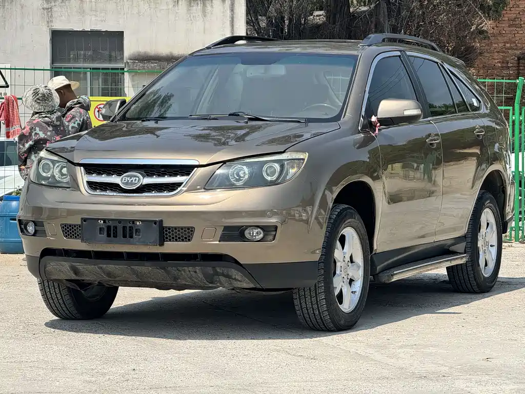 BYD S6 — миниатюра 3