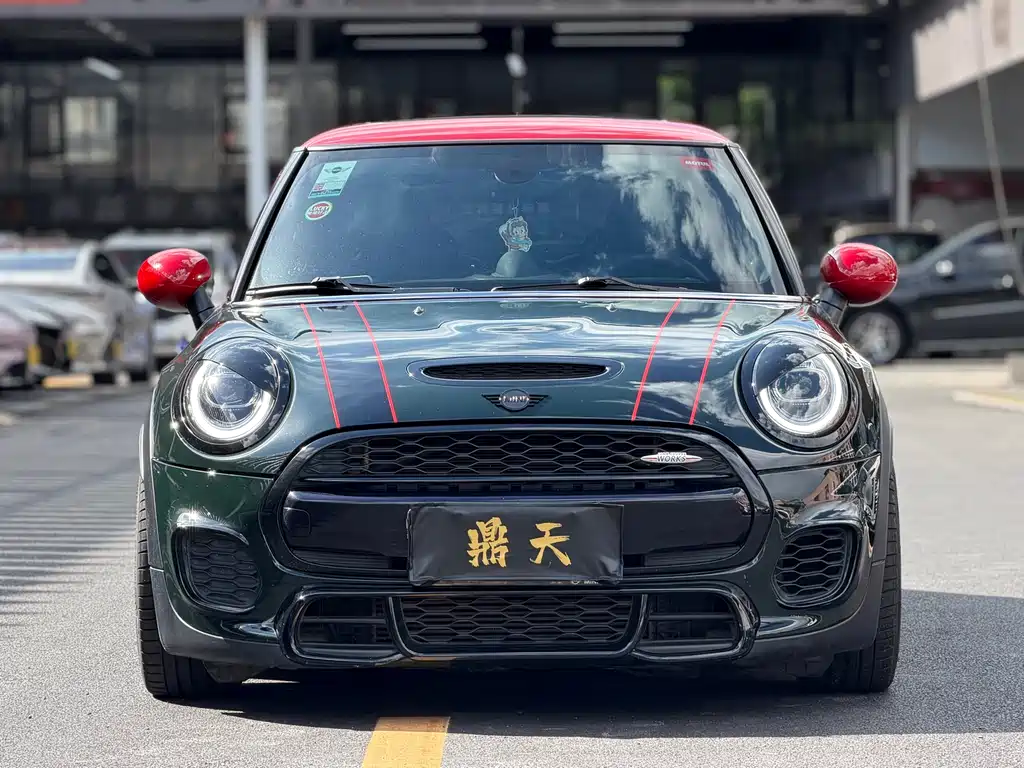 Mini JCW 2015 2.0T JOHN COOPER WORKS