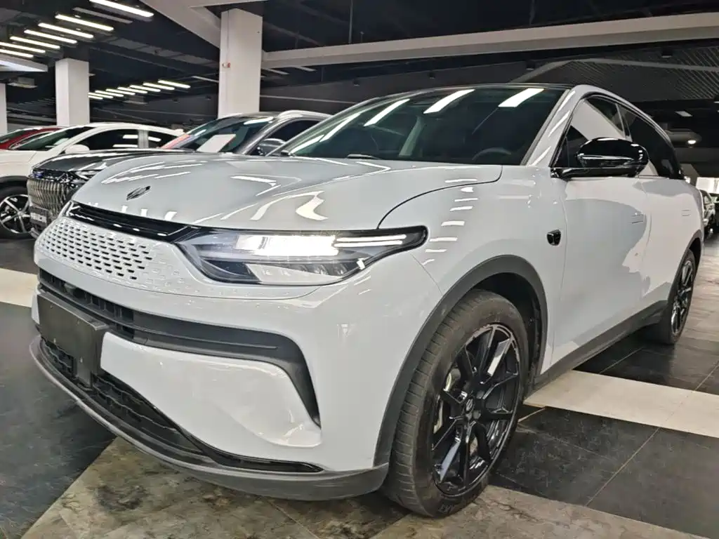 Leapmotor Leapmotor C11 — миниатюра 2