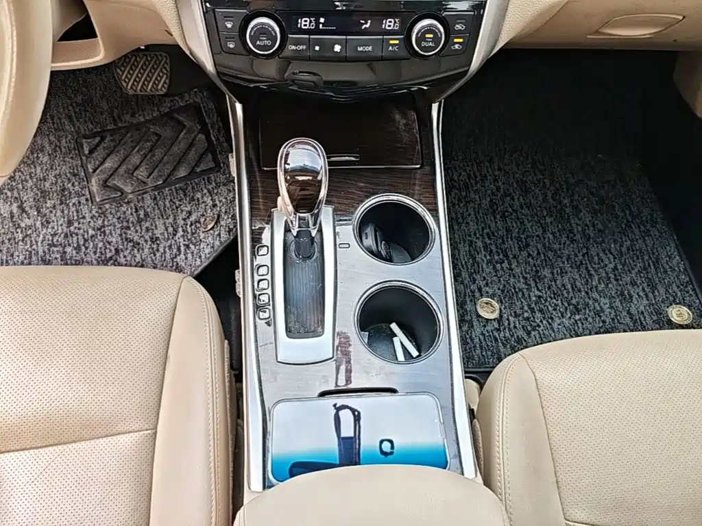 Nissan Teana — миниатюра 14