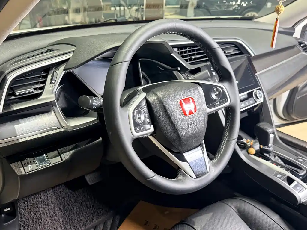 Honda Civic — миниатюра 11