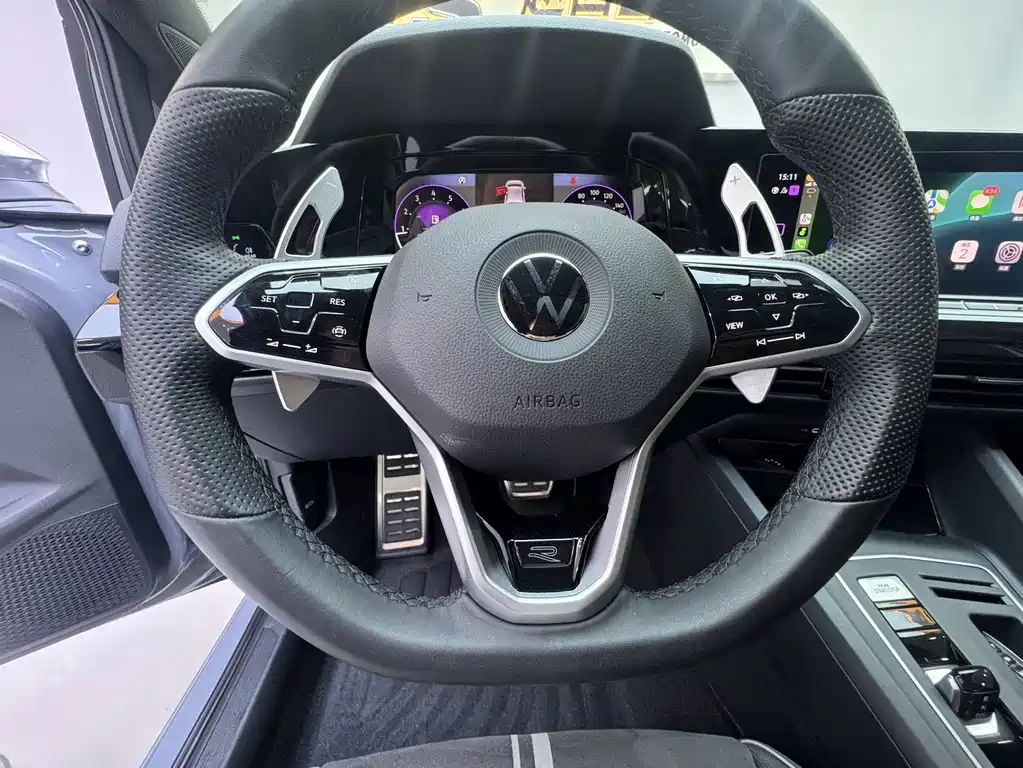Volkswagen Golf — миниатюра 20