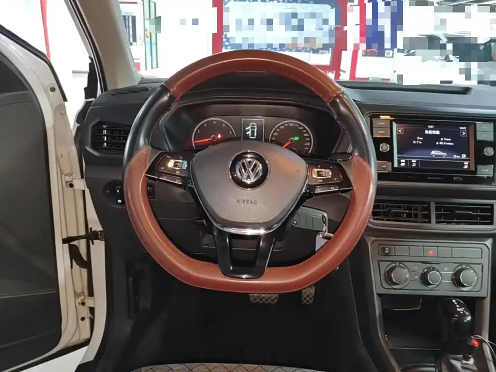 Volkswagen T-Cross — миниатюра 11