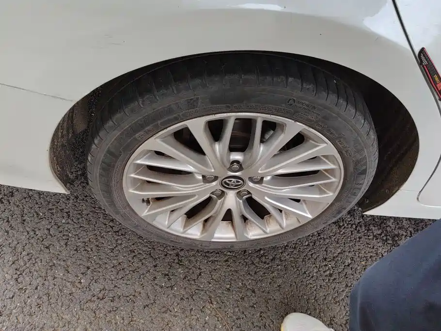 Toyota Camry — миниатюра 6