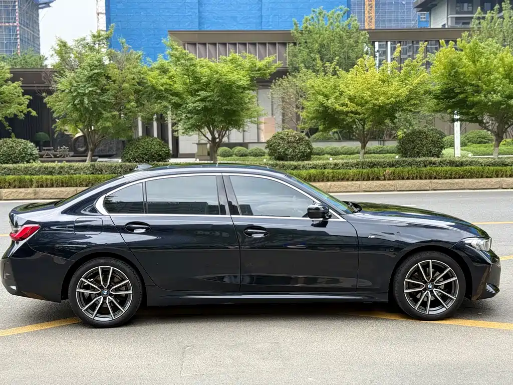 BMW 3 Series — миниатюра 4
