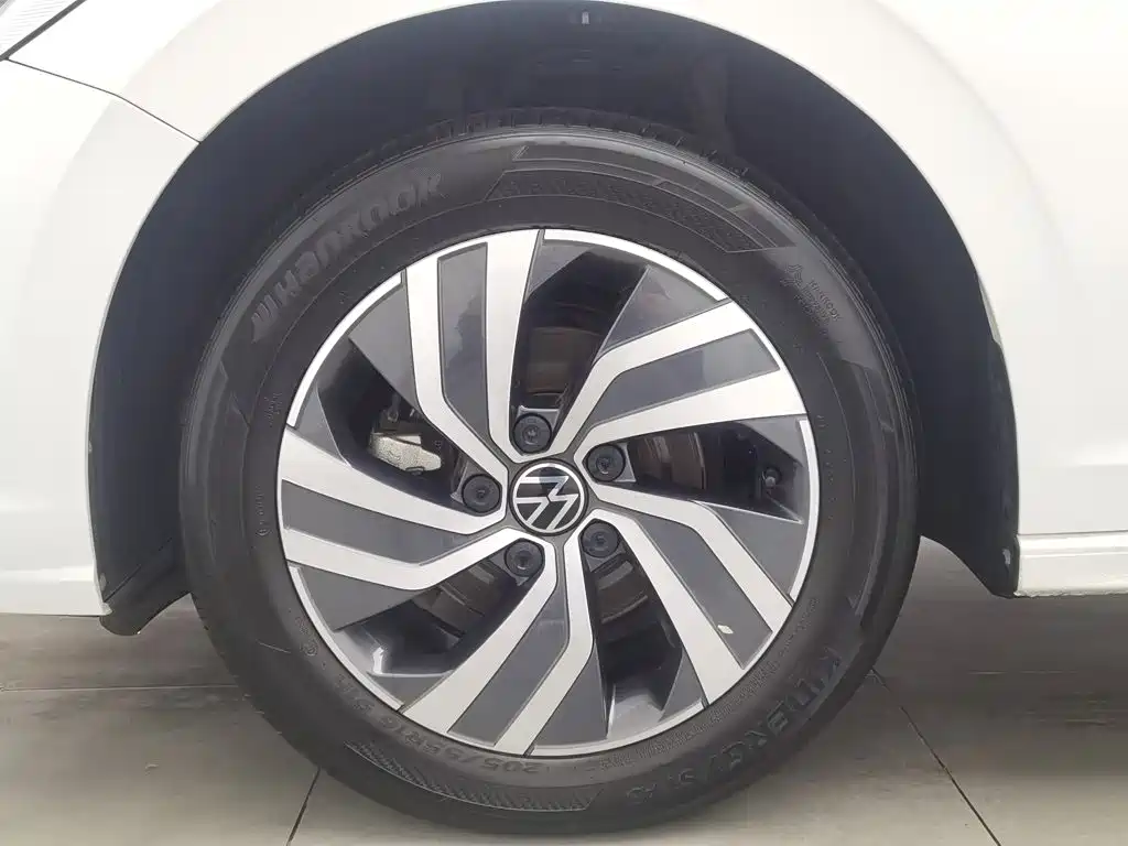 Volkswagen Bora — миниатюра 17