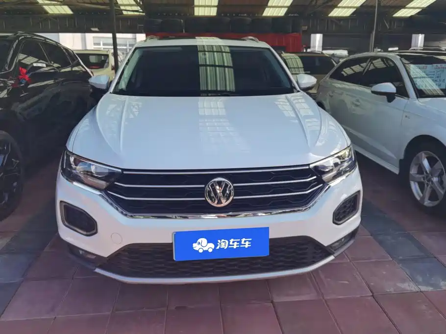 Volkswagen T-Roc — миниатюра 2