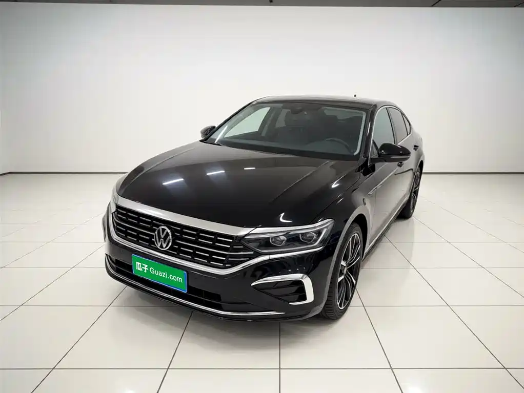 Volkswagen Passat 2024