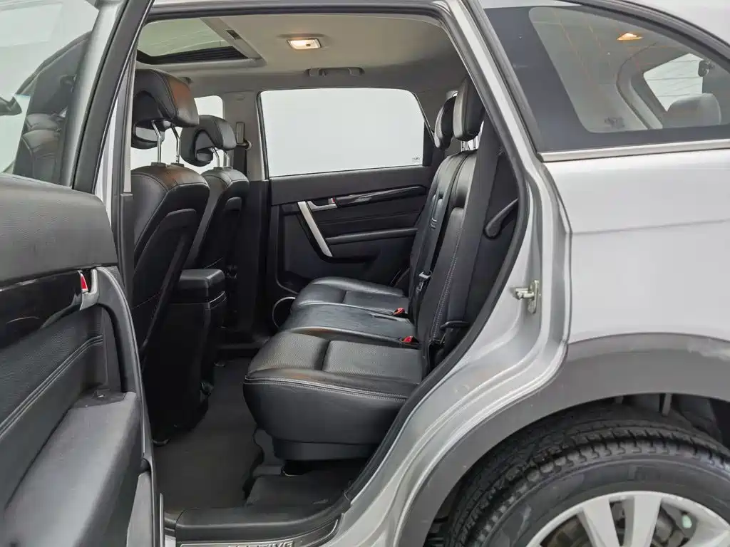 Chevrolet Captiva — миниатюра 15