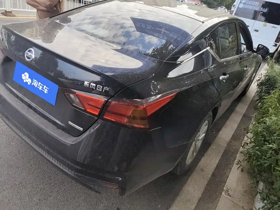 Nissan Teana — миниатюра 3
