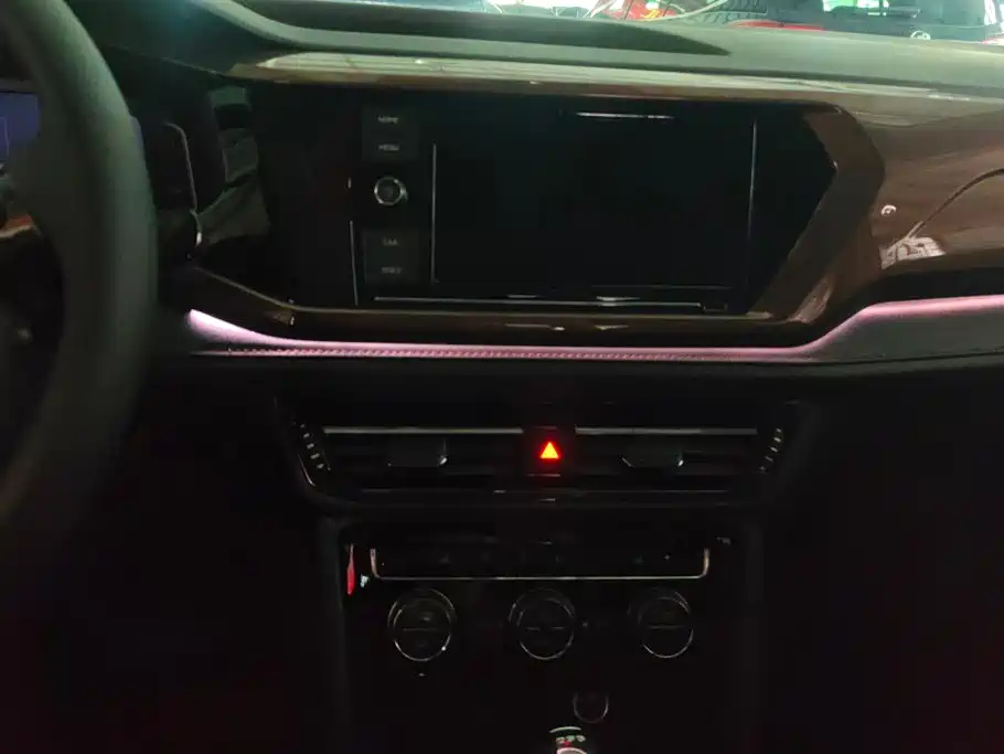 Volkswagen Tharu — миниатюра 13