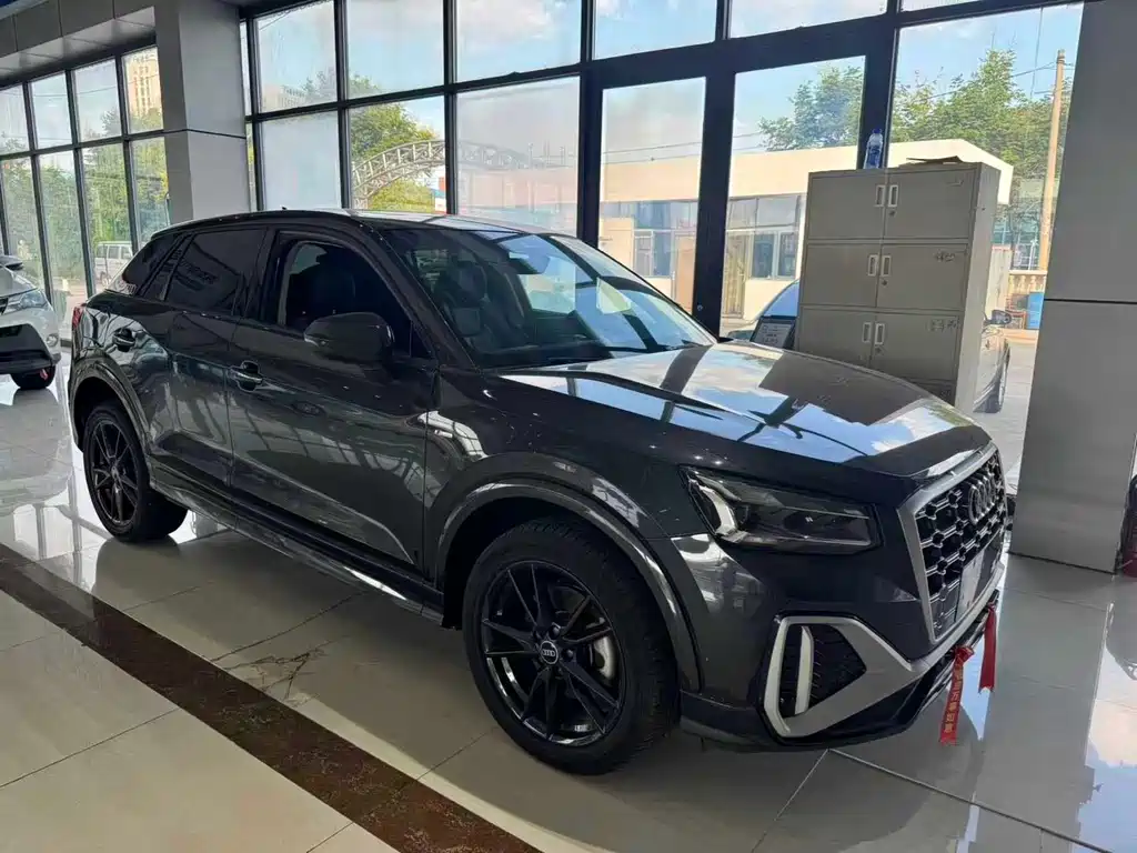 Audi Q2L — миниатюра 3