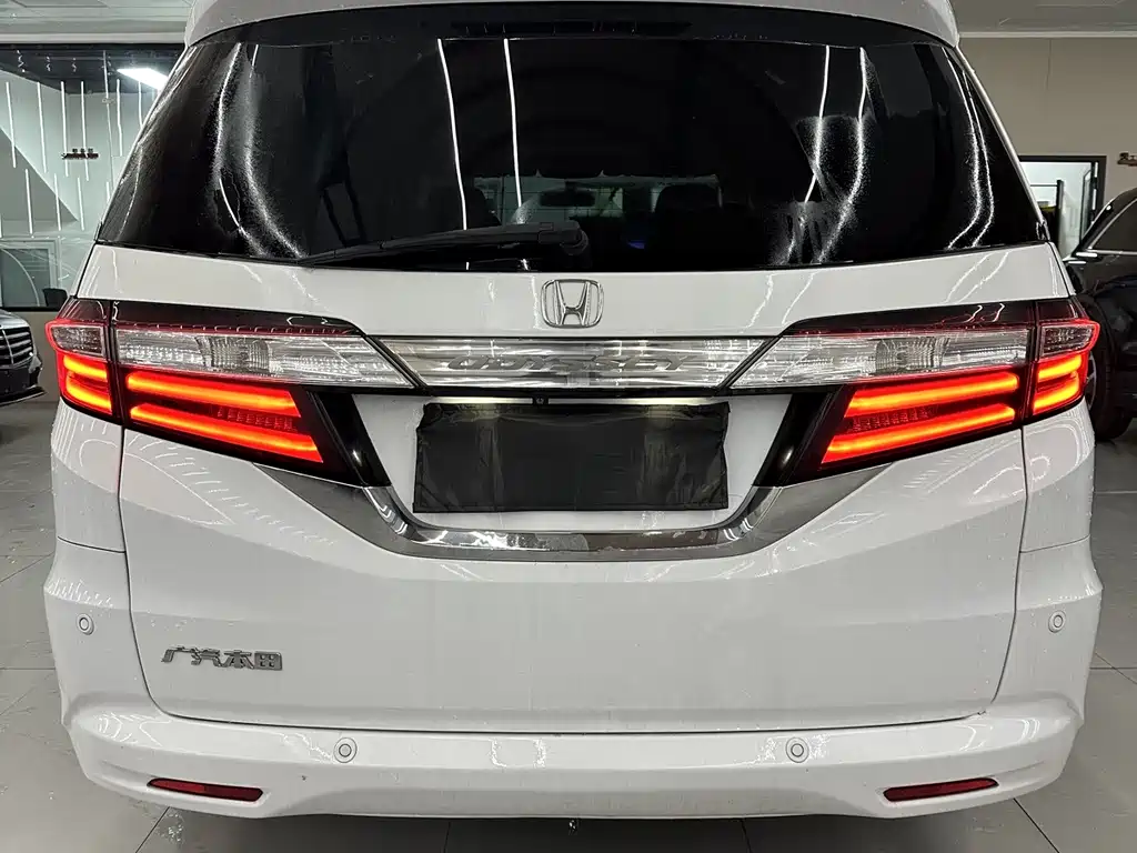 Honda Odyssey — миниатюра 8