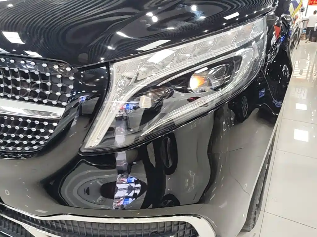 Mercedes-Benz V-Class — миниатюра 24