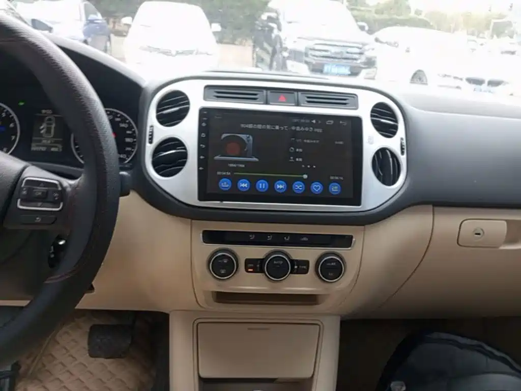 Volkswagen Tiguan — миниатюра 13