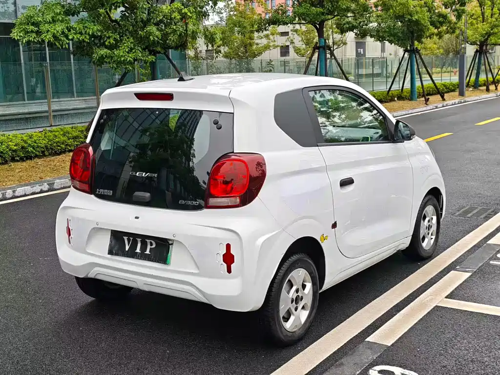Roewe Clever — миниатюра 3