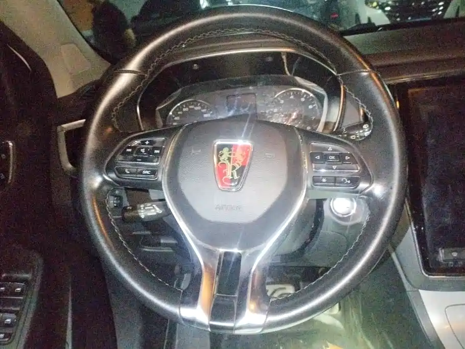 Roewe RX5 — миниатюра 15