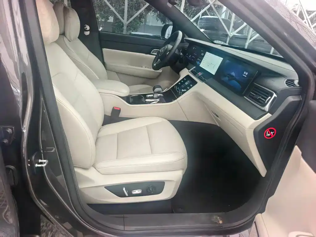 Li Auto Li ONE — миниатюра 6