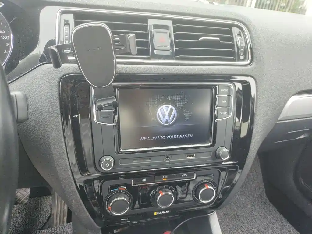 Volkswagen Sagitar — миниатюра 14