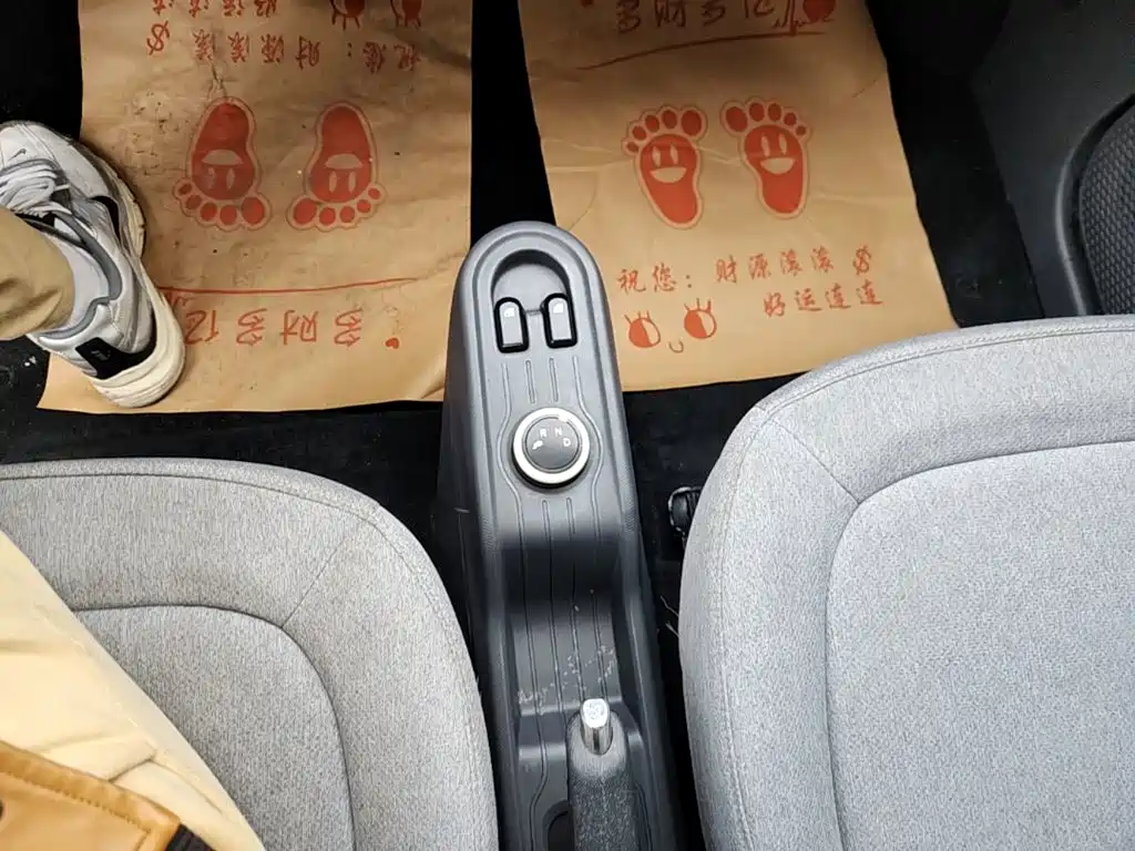 Wuling MINIEV — миниатюра 14
